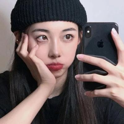 鲜花盛开的山村